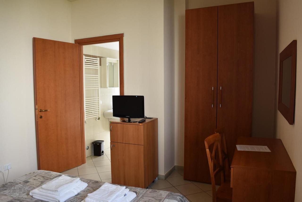 La Dea Hotel Pisa Kültér fotó